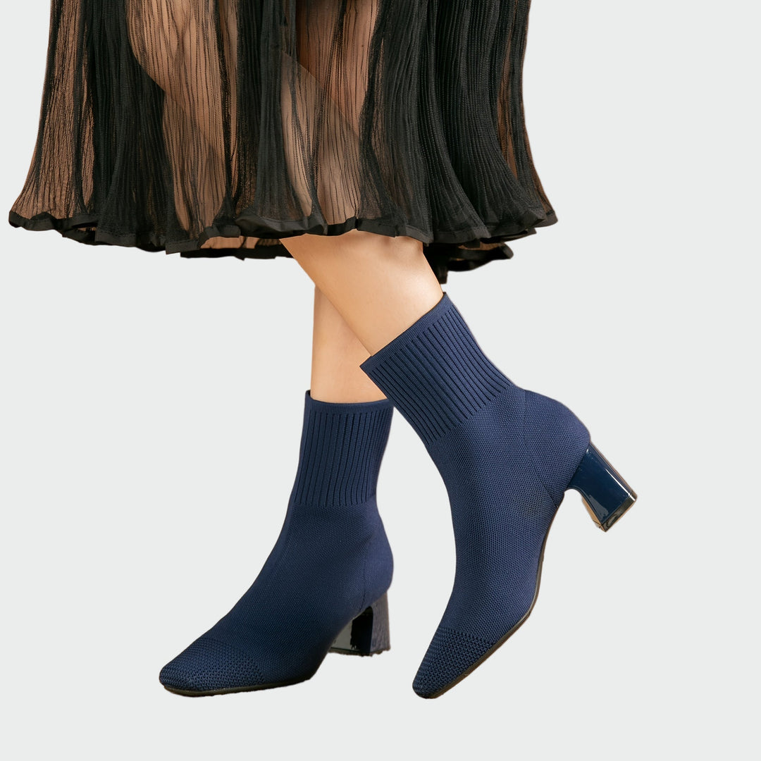 Alejandra | Botas Ortopédicas Tejidas en Beige Suave - Carlos Hernández Madrid