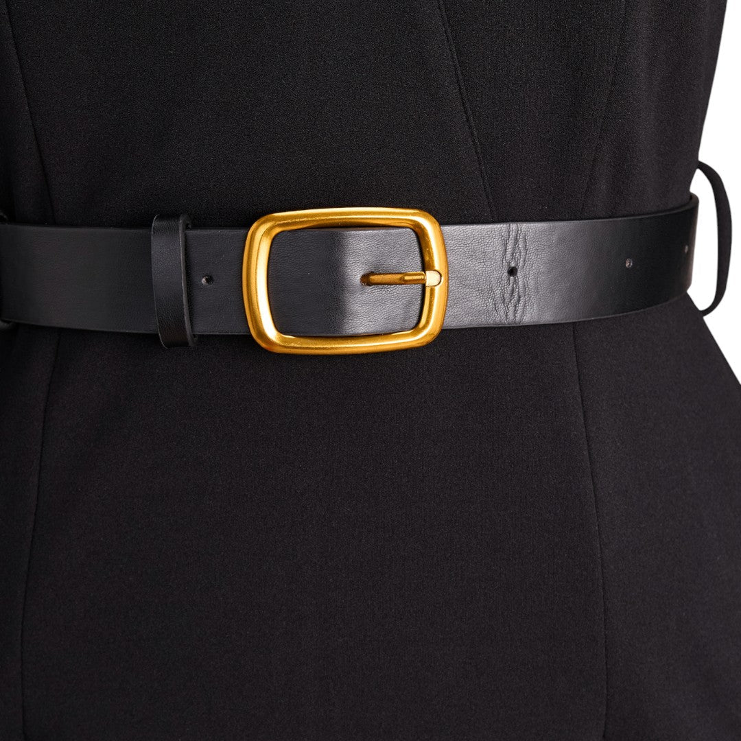 Marina | Vestido negro refinado con cinturón y cuello mandarín - Carlos Hernández Madrid