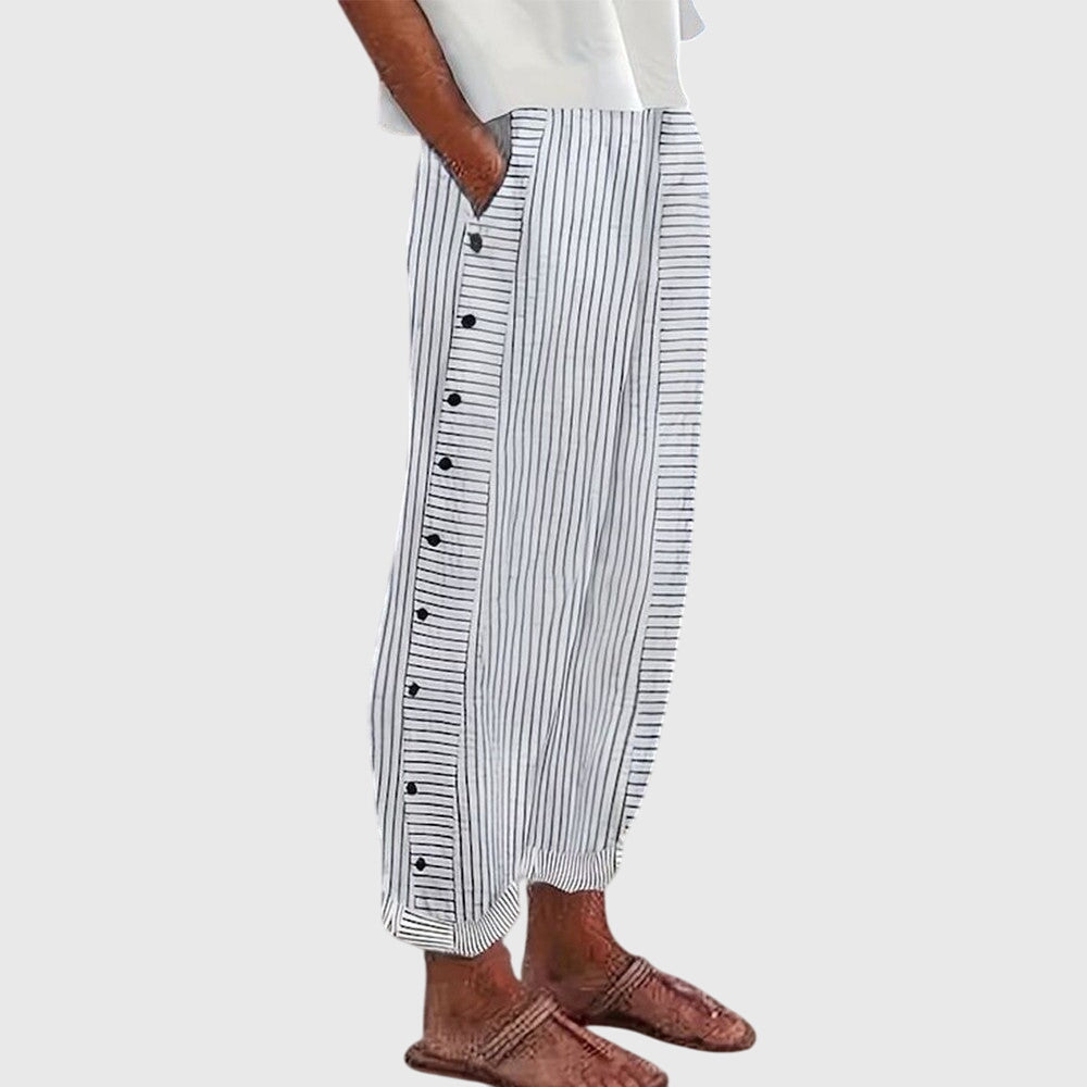 Pantalones chic para dama Bertha™ de Isabel y Miguel Madrid, con diseño elegante y corte ajustado en color neutro.