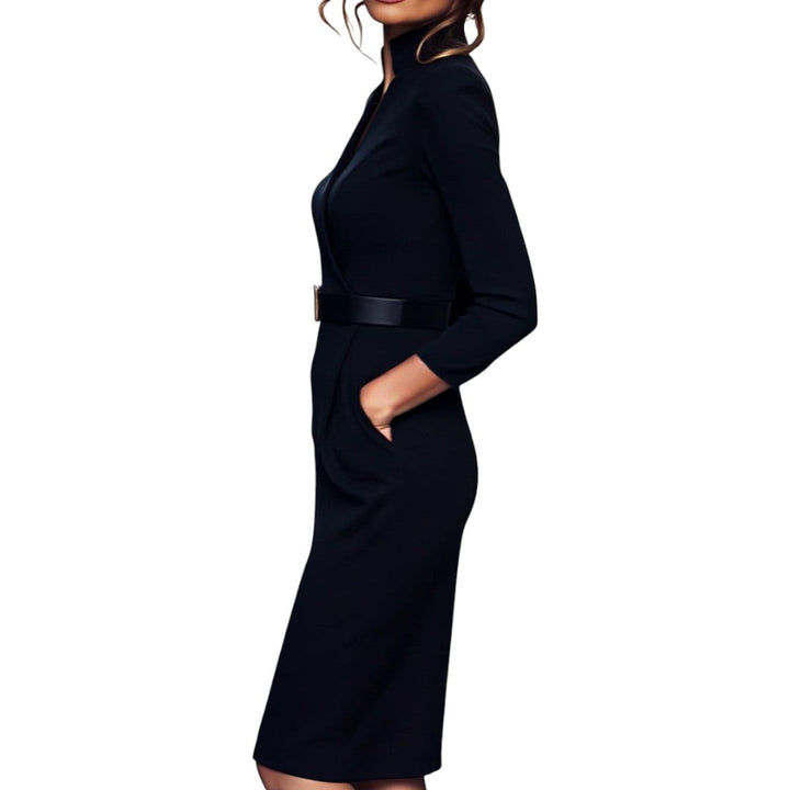 Marina | Vestido negro refinado con cinturón y cuello mandarín - Carlos Hernández Madrid