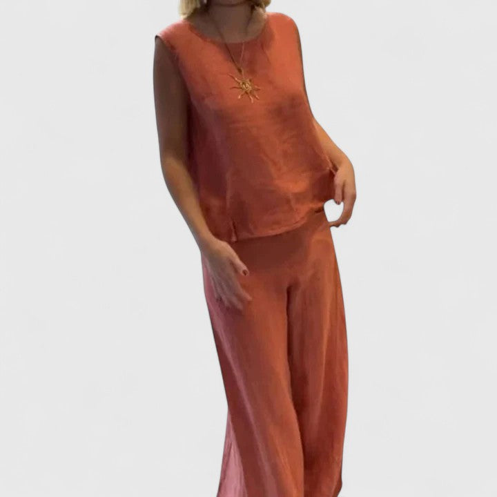 Faylinn | Elegante Conjunto de Dos Piezas - Carlos Hernández Madrid