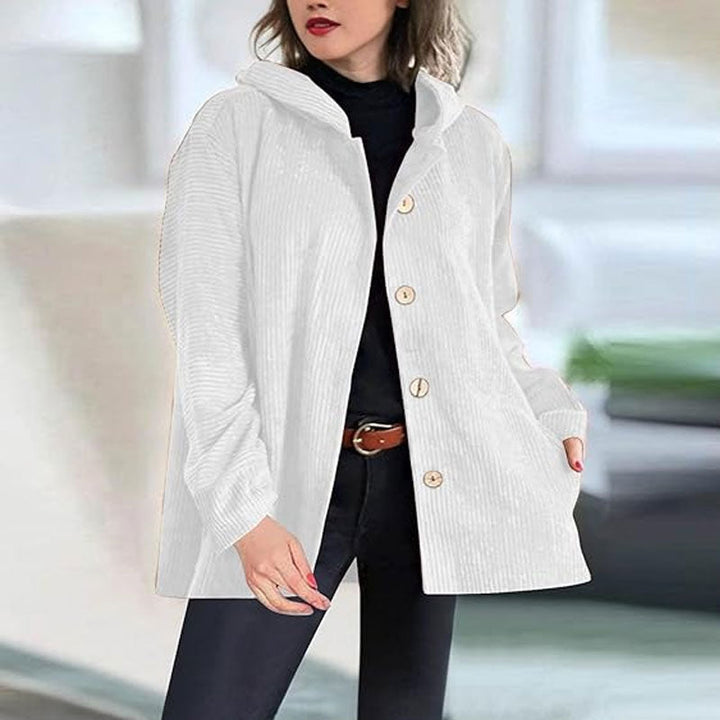 Adriana | Chaqueta informal de terciopelo con capucha para la temporada de invierno - Carlos Hernández Madrid