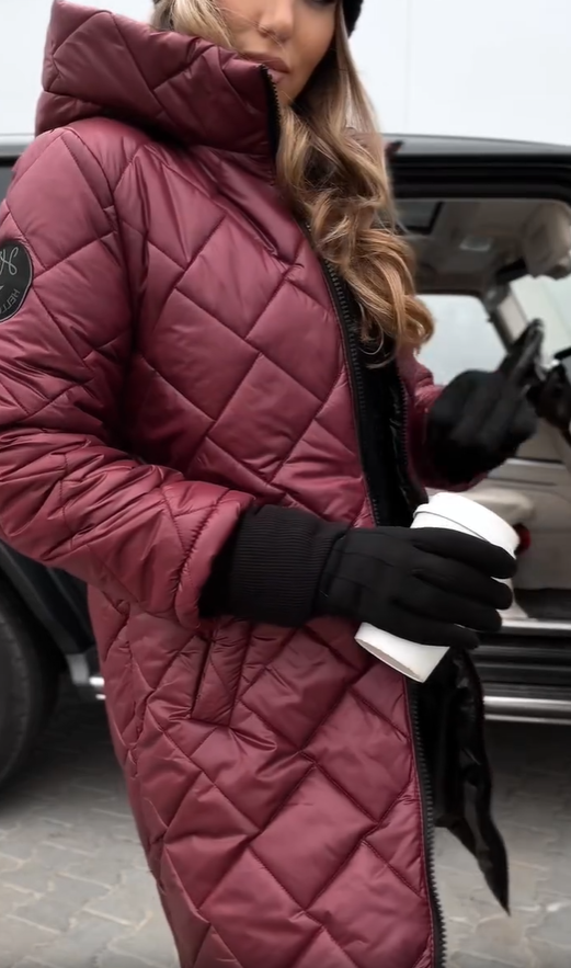 Martina | Elegante chaqueta de plumón acolchada con capucha - Carlos Hernández Madrid