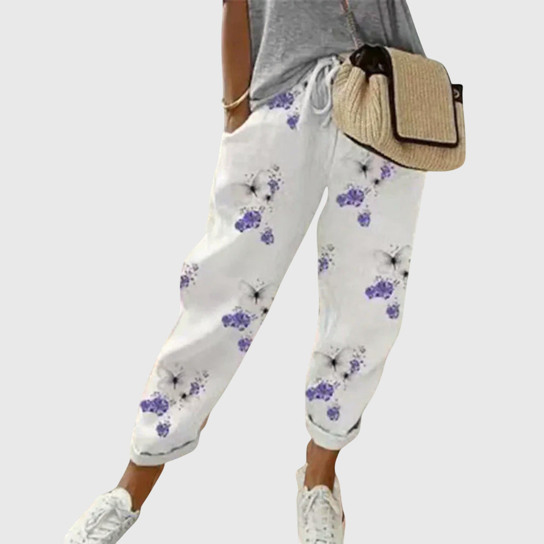 Pantalones de algodón confortables de Isabel y Miguel Madrid, con estilo casual y ajuste relajado.