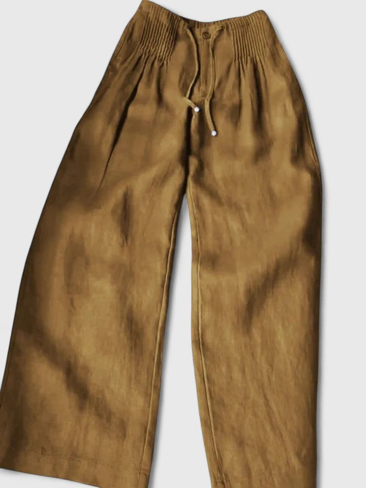 Saree y Pantalones Cómodos - Carlos Hernández Madrid