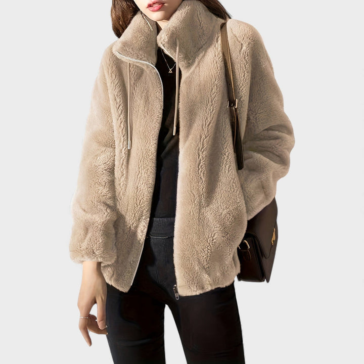 María | Chaqueta con Cremallera Acogedora - Carlos Hernández Madrid
