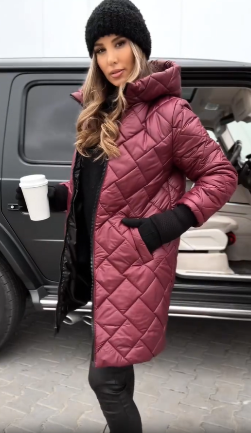 Martina | Elegante chaqueta de plumón acolchada con capucha - Carlos Hernández Madrid