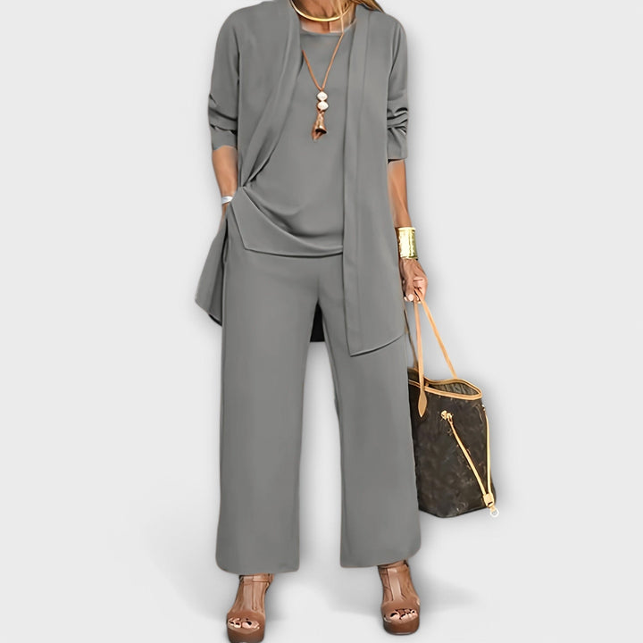 Illyria | Sophisticated Three-Piece Set - Carlos Hernández Madrid