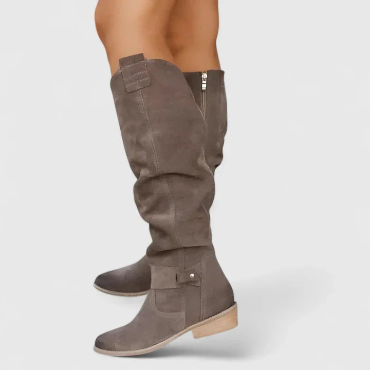 Ryzeliah | Ortopedic Boots - Carlos Hernández Madrid