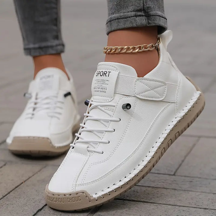 Saela | Ortopedic Sneakers - Carlos Hernández Madrid