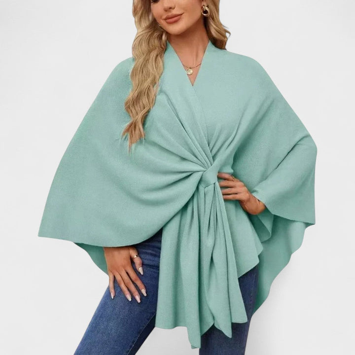 Beatriz | Poncho Chic y Elegante - Carlos Hernández Madrid