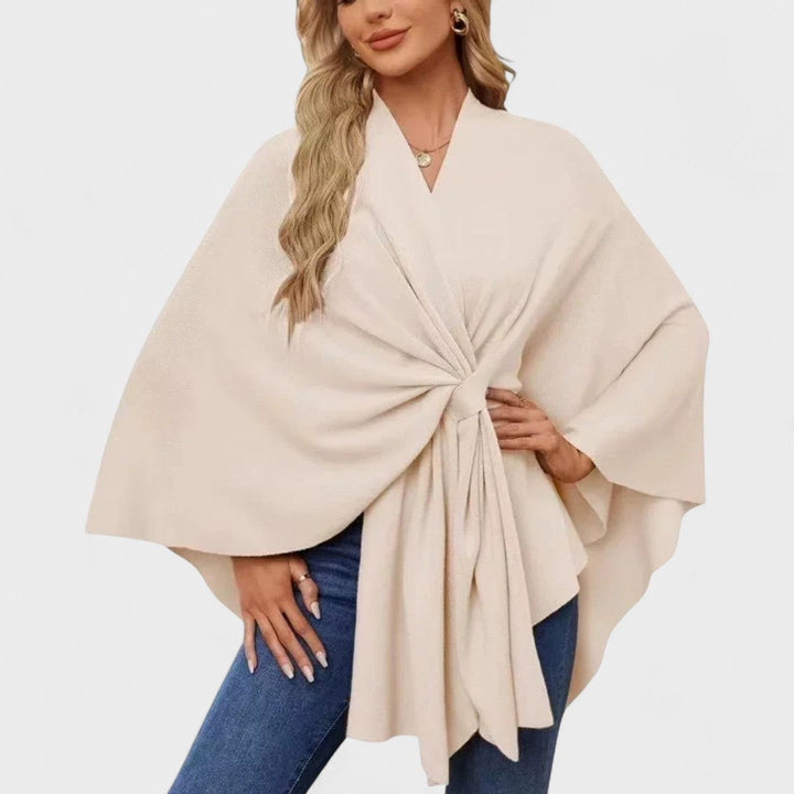 Beatriz | Poncho Chic y Elegante - Carlos Hernández Madrid