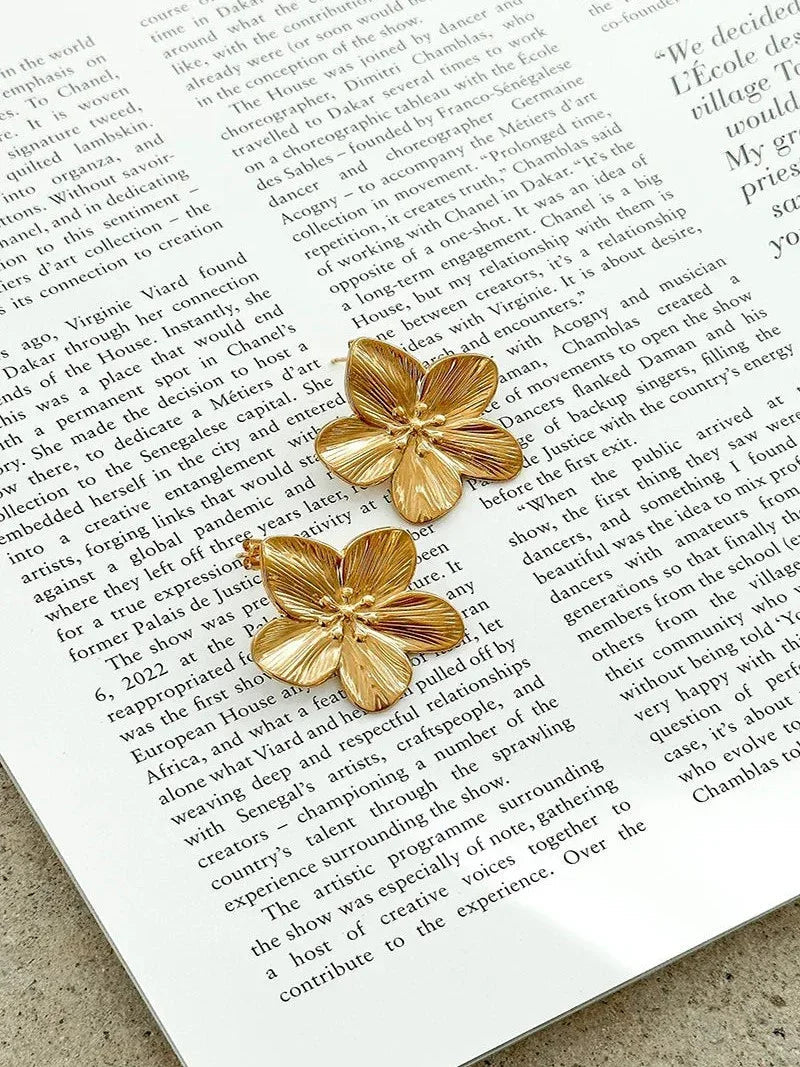 PENDIENTES FLORALES CON BAÑO DE ORO - Carlos Hernández Madrid