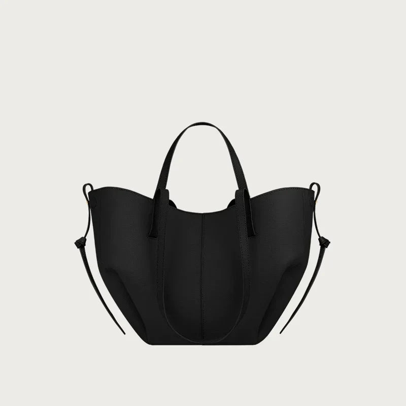 Bolso tote Freja con alas y plisados - Carlos Hernández Madrid