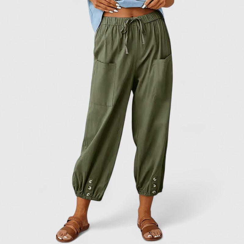 Pantalones anchos de verano para mujer de Isabel y Miguel Madrid, estilo elegante y cómodo, en color claro.
