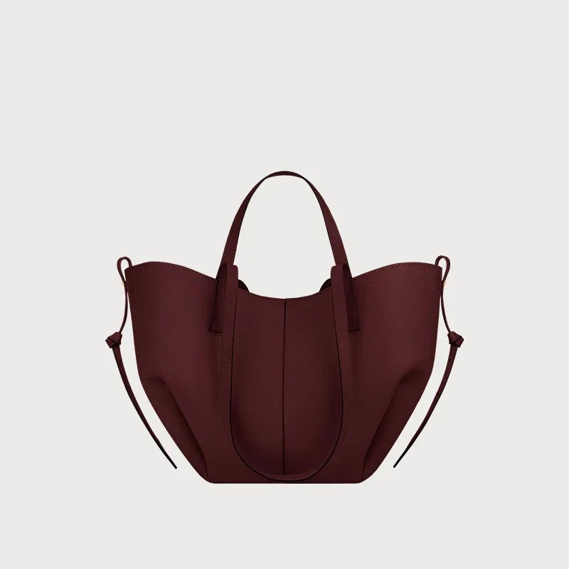Bolso tote Freja con alas y plisados - Carlos Hernández Madrid