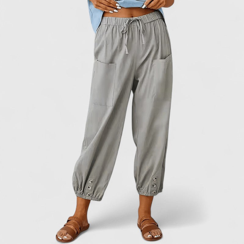 Pantalones anchos de verano para mujer de Isabel y Miguel Madrid, con diseño elegante y cómodo, en color neutro.