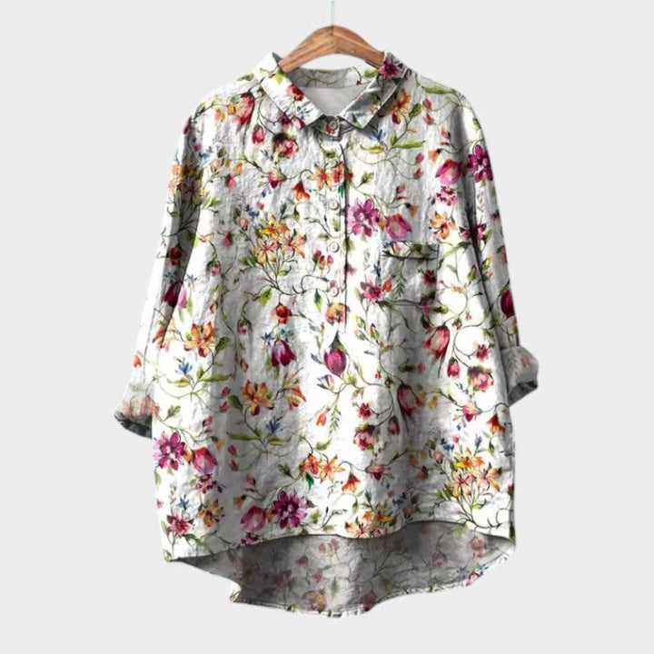 Light pink Sia™ women's blouse by Isabel y Miguel Madrid, featuring a relaxed fit and elegant design.