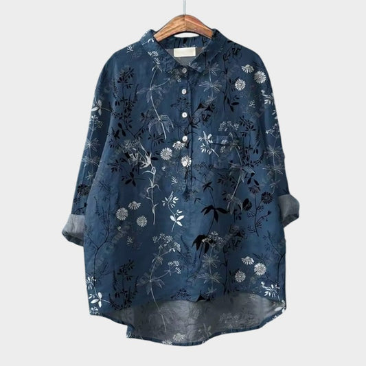 Light blue Sia™ women's blouse by Isabel y Miguel Madrid, featuring a relaxed fit and elegant neckline.