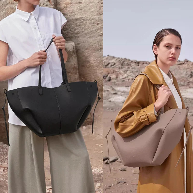 Bolso tote Freja con alas y plisados - Carlos Hernández Madrid
