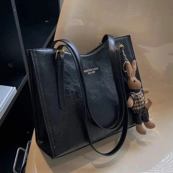 MIKAXIQI & BAGS | BOLSO VEGANO COM ENCANTO - Carlos Hernández Madrid