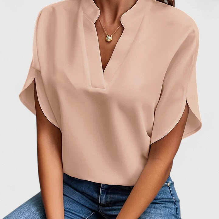 Elegant Isabel y Miguel Madrid women's top in a stylish design, featuring a flattering fit and sophisticated details.