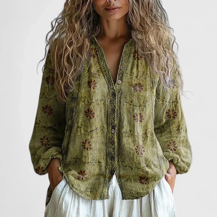 Comfortable Isabel y Miguel Madrid Camisa by Jayzlynae featuring soft fabric and relaxed fit, perfect for casual wear.