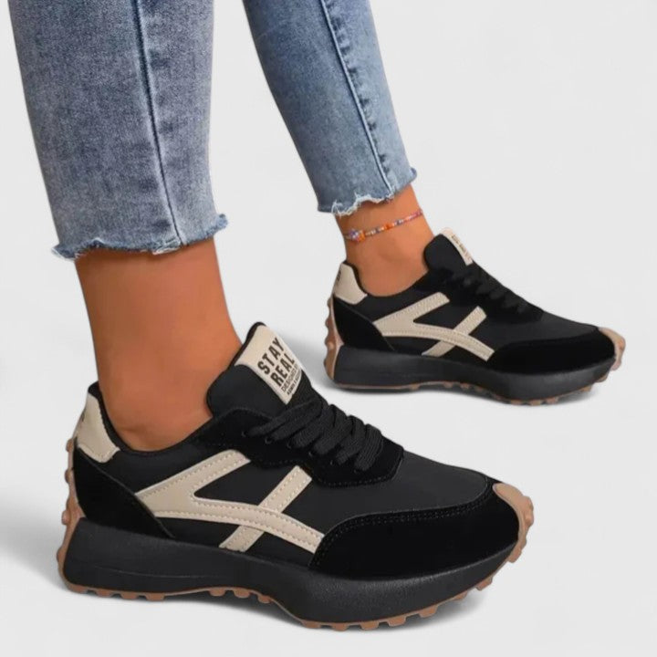 Amy | Ortopedic Sneakers - Carlos Hernández Madrid