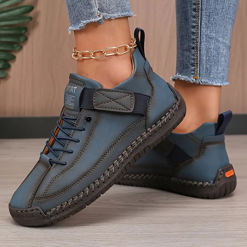 Saela | Ortopedic Sneakers - Carlos Hernández Madrid