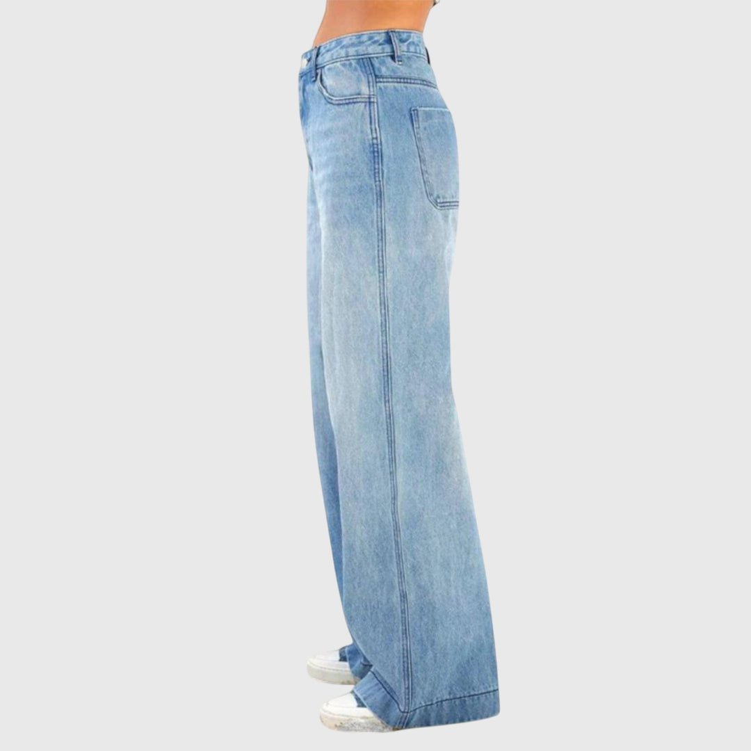 Pantalones baggy femeninos Marem de Isabel y Miguel Madrid, con estilo relajado y cómodo, en color oscuro.