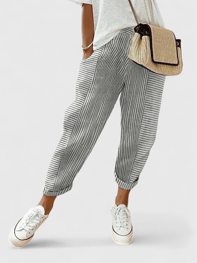 Pantalones de verano para mujer Elvira™ en gris, cómodos y elegantes, de la marca Isabel y Miguel Madrid.