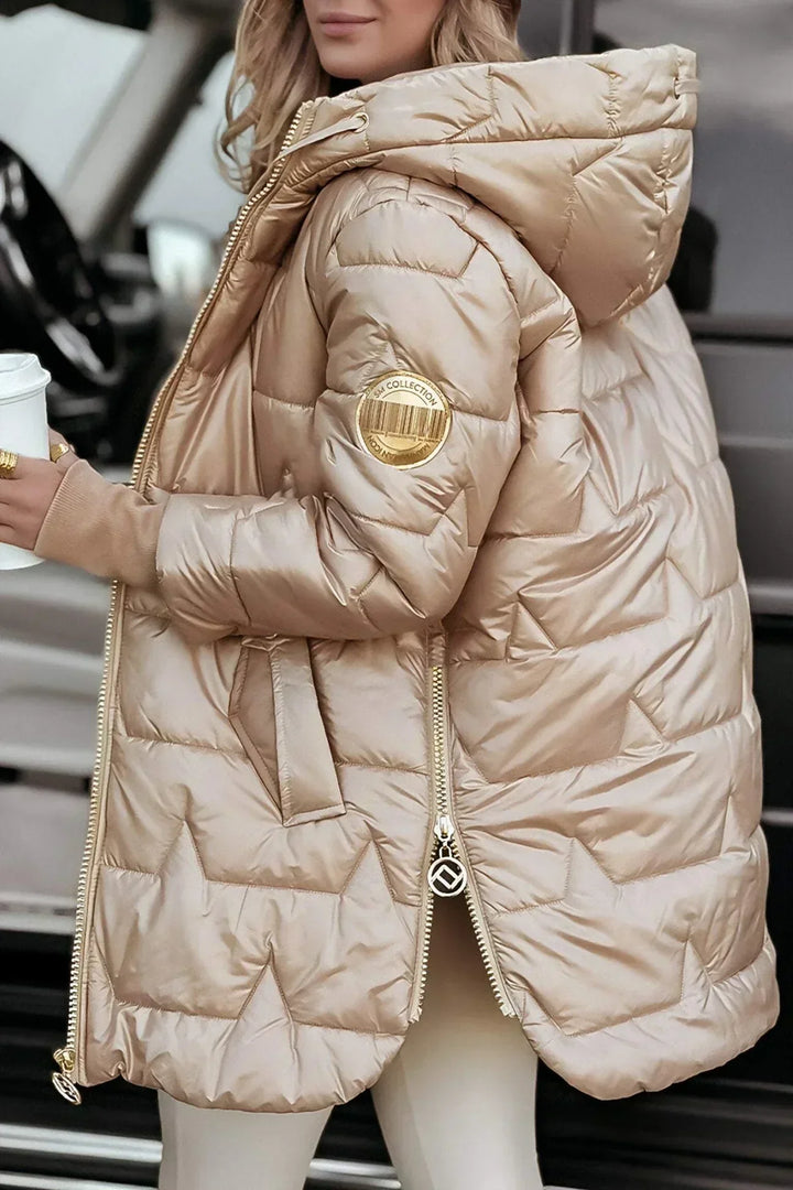 Nora - Abrigo Elegante de Invierno con Capucha y Acolchado - Carlos Hernández Madrid
