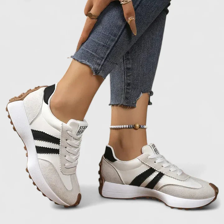 Danyzheiah | Ortopedic Sneakers - Carlos Hernández Madrid