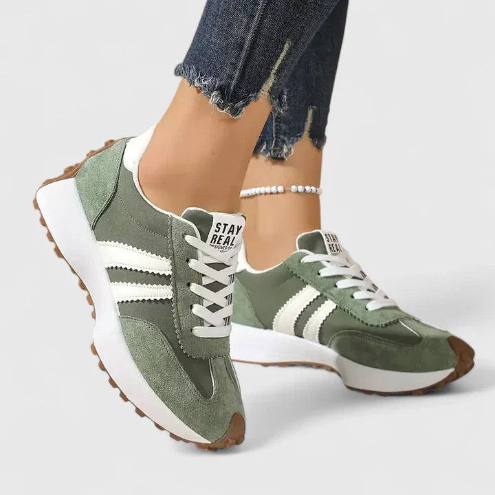 Danyzheiah | Ortopedic Sneakers - Carlos Hernández Madrid