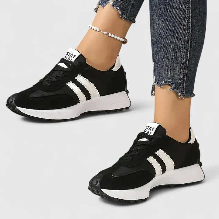 Danyzheiah | Ortopedic Sneakers - Carlos Hernández Madrid