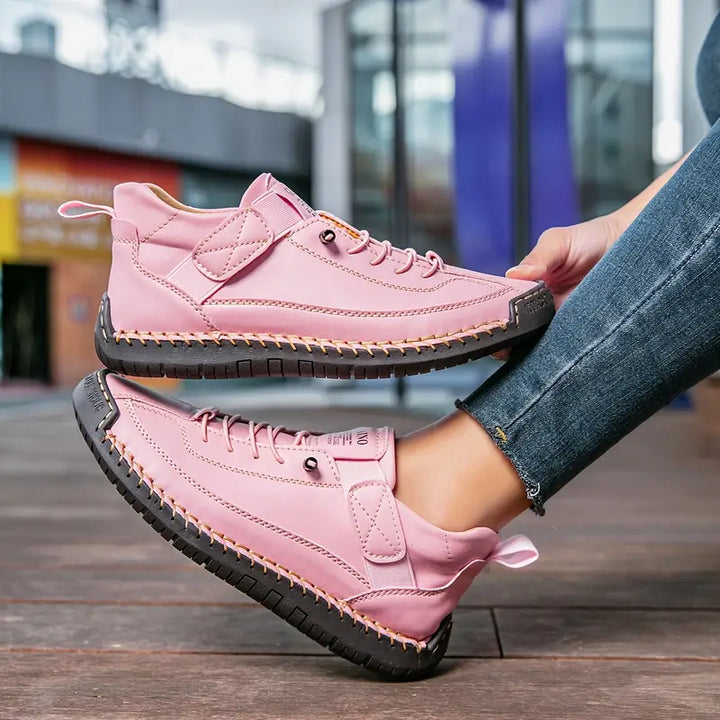 Saela | Ortopedic Sneakers - Carlos Hernández Madrid