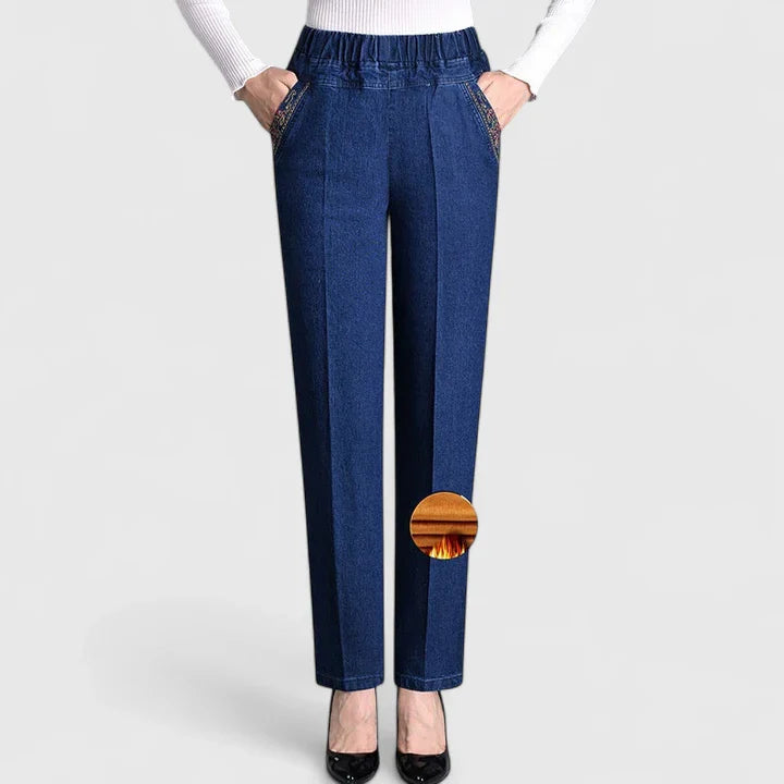 Pantalones cómodos Floralyssa de Isabel y Miguel Madrid en color neutro, con diseño relajado y tela suave para uso diario.